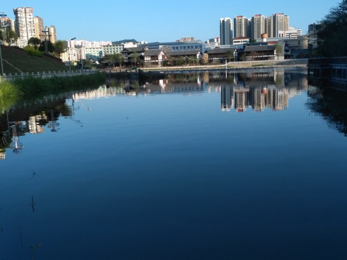 贵州毕节碧阳湖景色宜