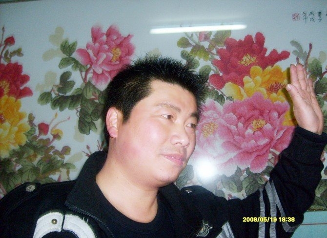 陈仕华
